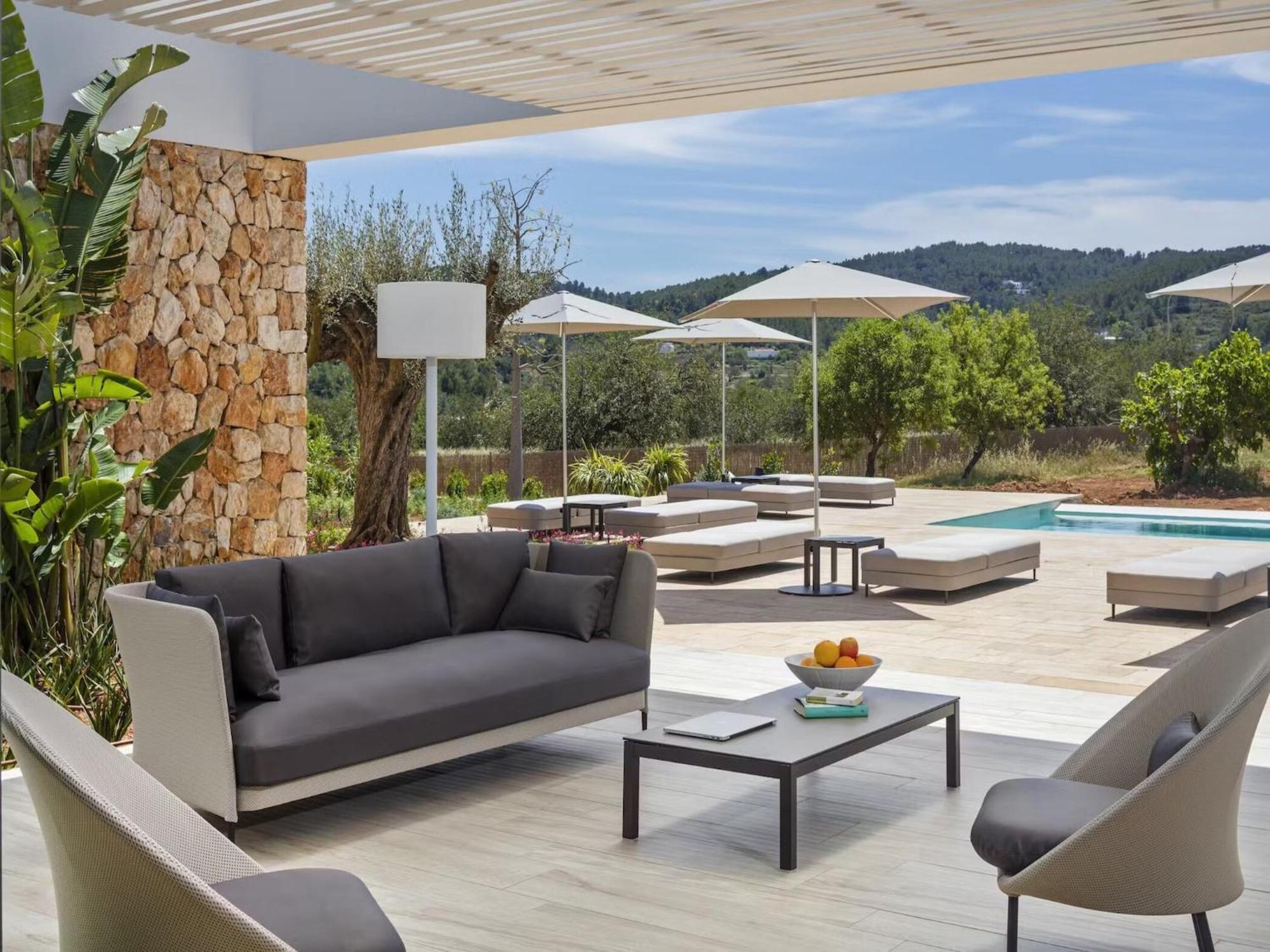 Countryside Villa With Outdoor Space Santa Eularia des Riu Luaran gambar